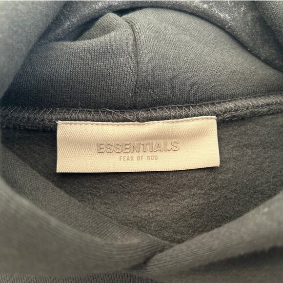NWT Essentials Fear of God Hoodie Black on Black Logo Men’s Medium - Picture 2 of 9